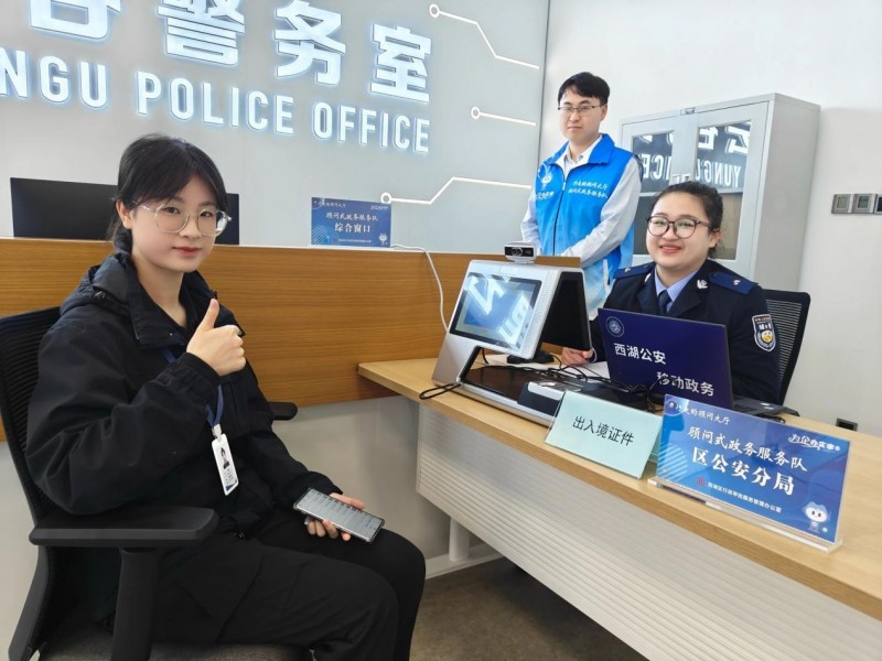 从“柜台对面”到“工位旁边”：阿里云谷来了个“行走的顾问大厅”