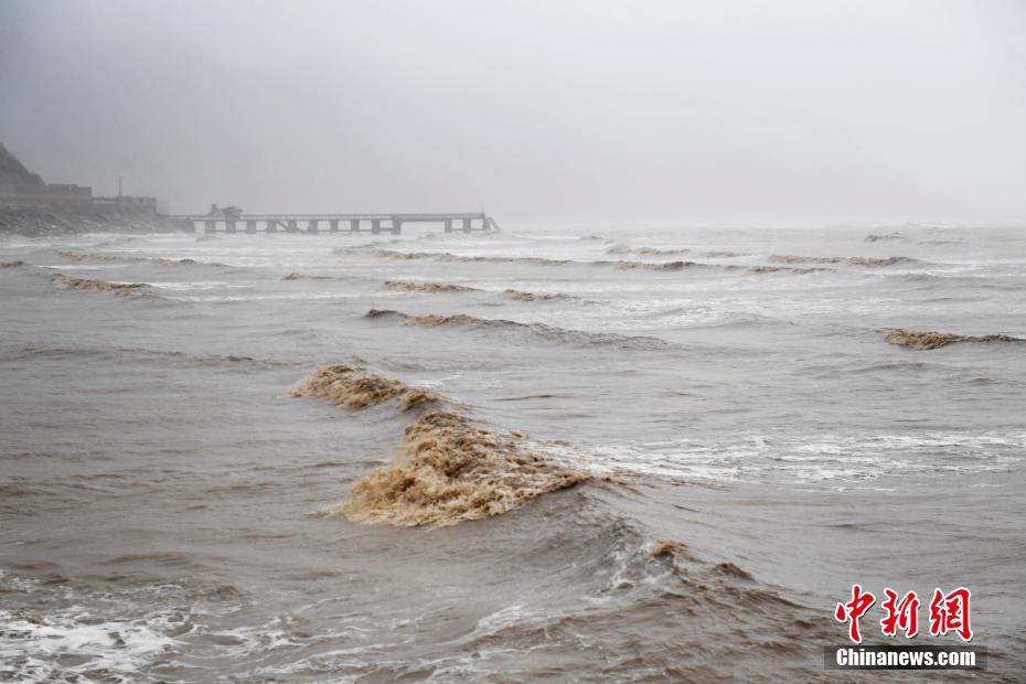 “灿都”逼近浙东海岛 民众安置妥当