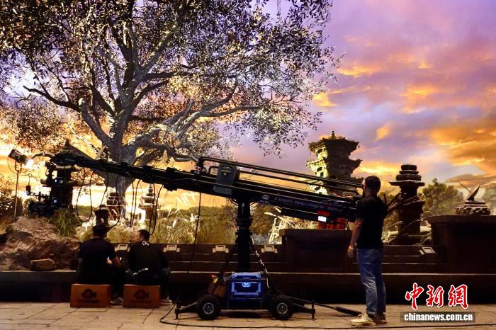 探访浙江横店虚拟摄影棚：虚实场景无缝衔接