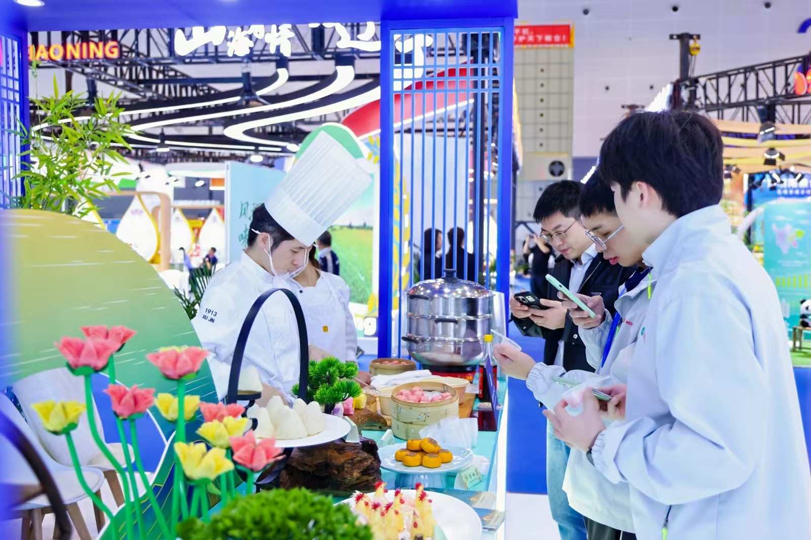 宋韵风雅邂逅舌尖盛宴 粮博会里飘出千年醇香 宋韵风雅邂逅舌尖盛宴 粮博会里飘出千年醇香