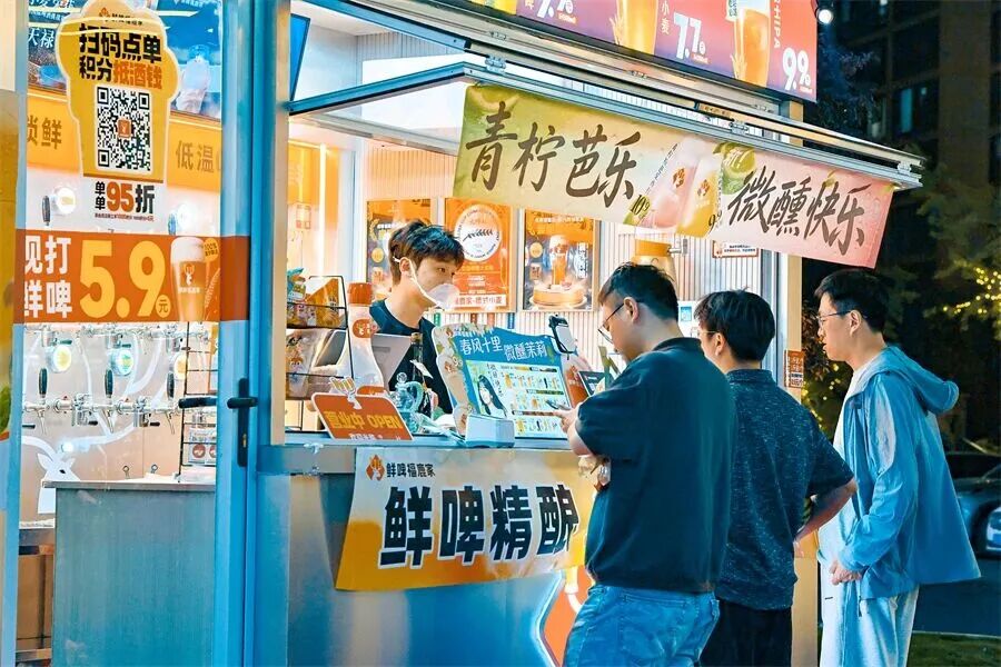 撸串、碰杯、闲聊……临安这里的夜市太治愈了!