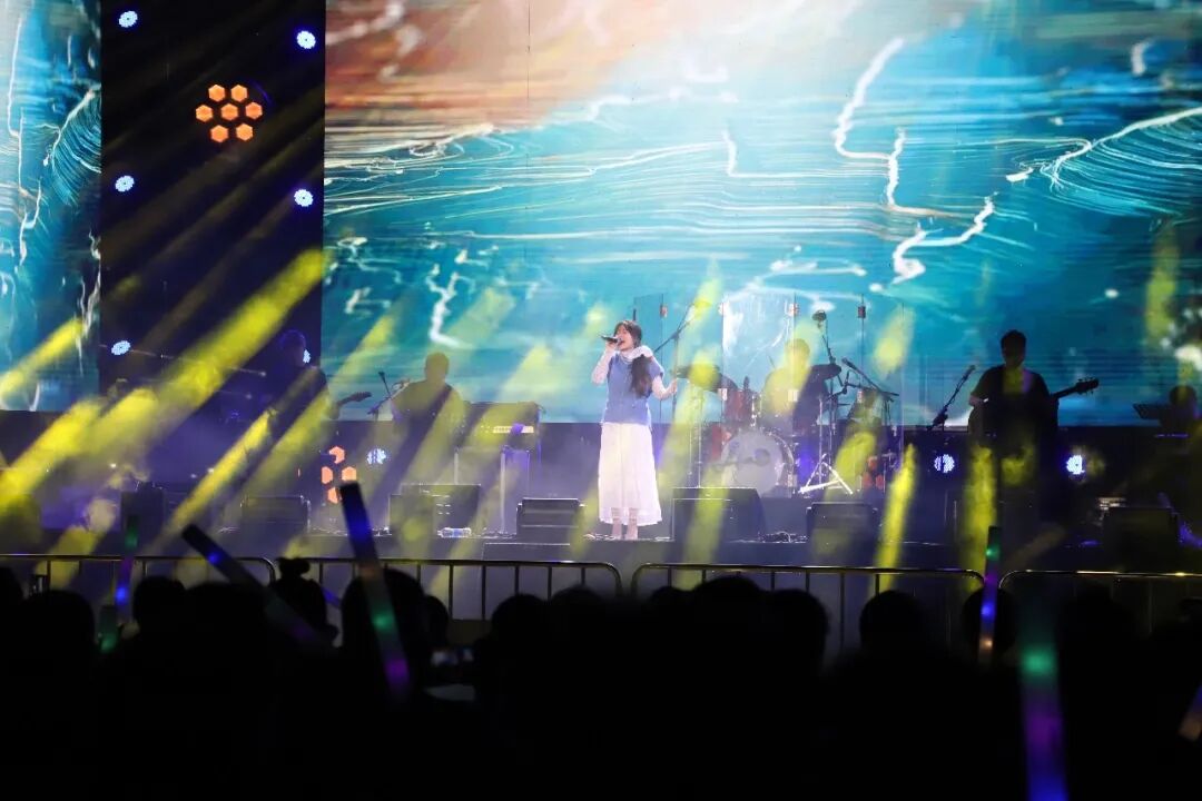 乘歌赴玉环 相逢海屿岛丨 “不一样的花火”浙江省城市歌手演唱会精彩上演