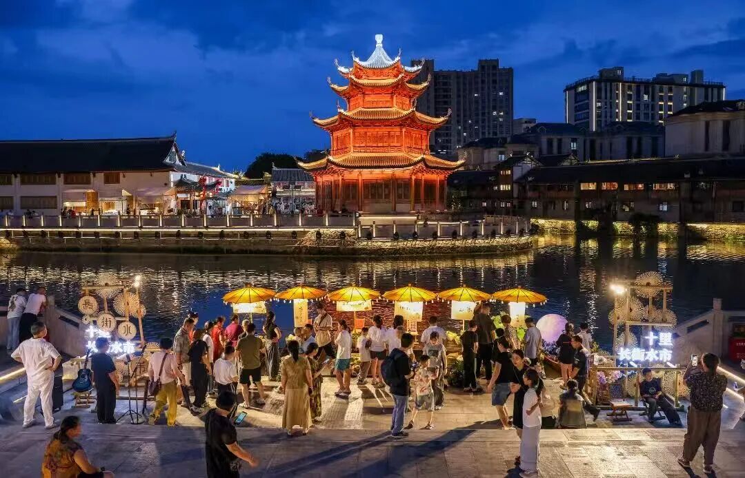 这个国庆假期,一起“趣”台州 2cd08088d78c24554aed9a3acb2603b4.jpg