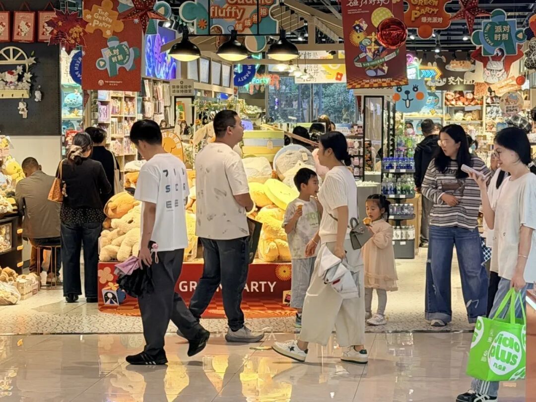 超115万人次!这个国庆假期,桐庐再次跻身TOP10 371c97a6df192fb0346d959d1254e151_o_1k3vjv4hn1hir1lgs194j1o4e1tm7k.JPG