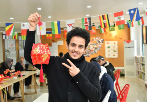 【特别报道】义“揽”世界的密码 【特别报道】义“揽”世界的密码