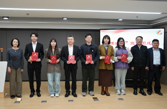 把鲜活理论送入寻常百姓家！浙江宁波“理润家”宣讲团成立